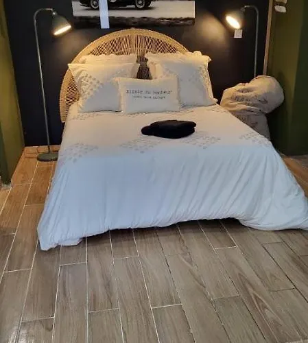 Guest house Sur A 150 M De La Bernieres-sur-Mer